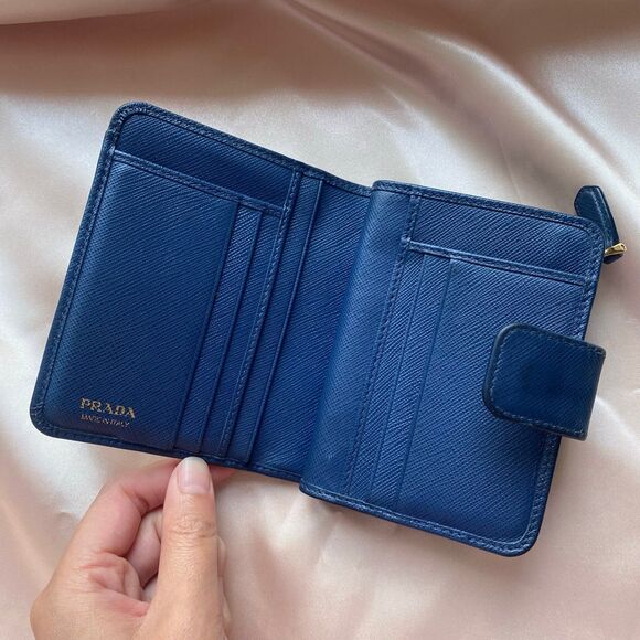 Blue Prada Wallet - Picture 4 of 7